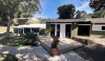 Casa de luxo em Jardim Embaixador - Campos do Jordão: 4 dormitórios, 6 banheiros, 530m² por R$3.800.000 - venda.