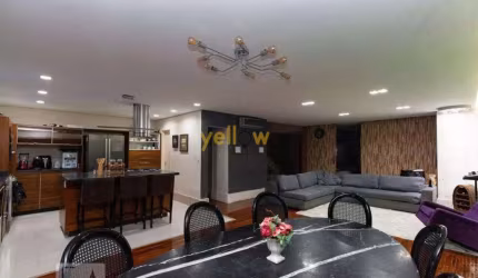 Casa de luxo em Vila São Francisco, São Paulo  por R$1.250.000