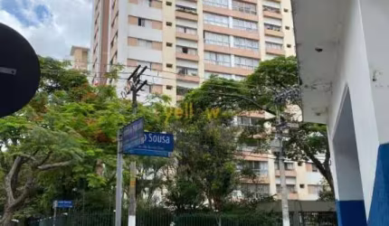 Apartamento de 128m² em Campo Belo - São Paulo: 3 dormitórios, 1 suíte, 2 banheiros. Venda por R$ 1.300.000,00.