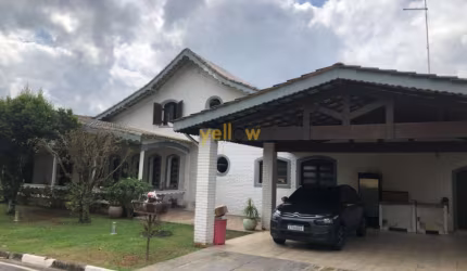 Casa de luxo em condomínio fechado com 3 suítes em Arujá Country Club - venda por R$1.9M e locação por R$10K
