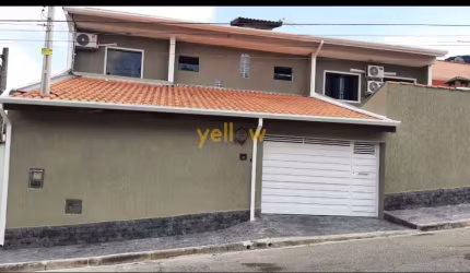 Casa de 150m² em Vila Cecilia - Mogi das Cruzes com 3 dormitórios e suíte por R$ 690.000