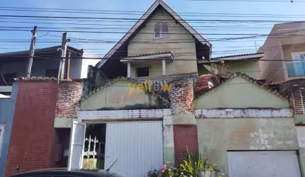 Casa em Jardim Angelo - Arujá com 222m², 3 Dormitórios e 1 Suíte por R$530.000 - Venda