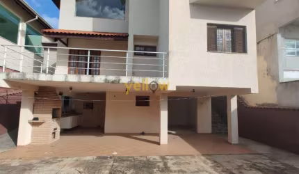 Casa em Condomínio Fechado em Parque Residencial Itapeti - Mogi das Cruzes, SP