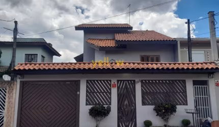 Casa espaçosa em Nova Arujá com 5 dormitórios e 300m² por R$1.350.000 para venda e locação