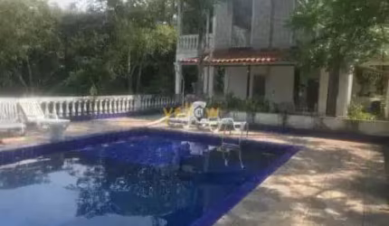 Sítio em Canjicas - Arujá: 37.000m², 3 dormitórios, 4 banheiros, piscina casa caseiro e muito mais por R$1.900.000 - Venda