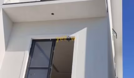 Casa de 135M² em Bairro de Arujá com 3 Suítes - Venda por R$850K