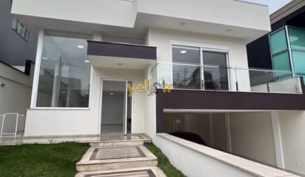 Casa em Condomínio Fechado em Caputera  -  Arujá