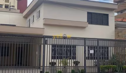 &lt;p&gt;Descubra o seu novo lar na charmosa Vila Carrão, São Paulo! Esta casa espetacular, com 220m² de área útil, está pronta para acolher você e sua família com todo o conforto e elegância que mere