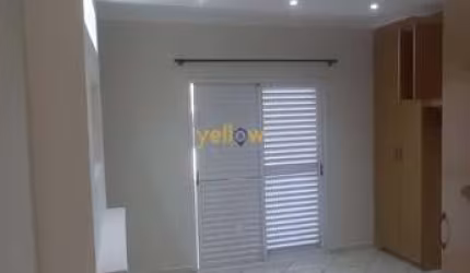Casa à Venda em Jordanópolis, Arujá - 3 Dormitórios e Suíte