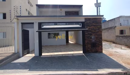 Casa à Venda em Jardim Presidente Dutra - 3 Dormitórios