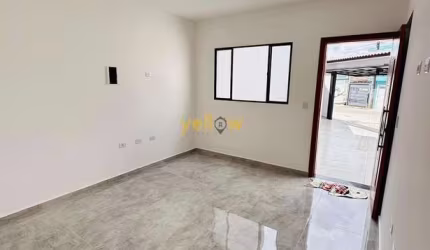'Casa à Venda em Jardim Rio Negro - 2 Dormitórios, 85m²'