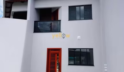 'Casa à Venda em Jardim Rio Negro - 2 Dormitórios, 85m²'