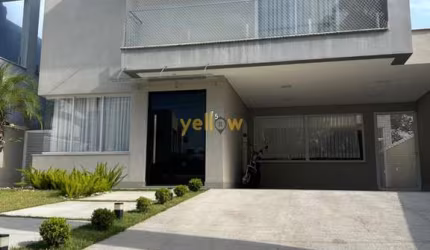 Casa de Luxo em Arujá: 4 Suítes no Residencial Real Park
