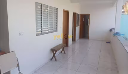Casa à Venda em Chácara Guanabara - 2 Dorms, 118m² por R$300k