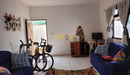 Casa à Venda em Jardim Suarão, Itanhaém - 2 Dorms, R$400k