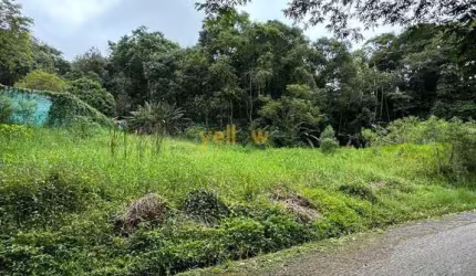Terreno à Venda em Arujá - Bairro Caputera por R$1.000.000