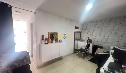 Casa à Venda em Parque Rodrigo Barreto - 1 Dormitório, R$350k