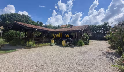 Chacara em Mont Clair  -  Santa Isabel
