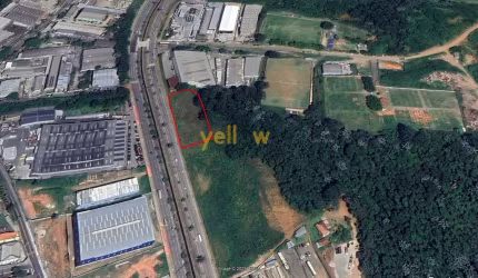 Locação de Área Industrial em Arujá - 3.800m² por R$30.000
