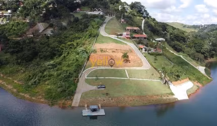 Casa em Condomínio Fechado em Pontal das Garças  -  Igaratá