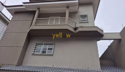 Casa à Venda em Jd. Rincão - Arujá: 4 Suítes, 309m²
