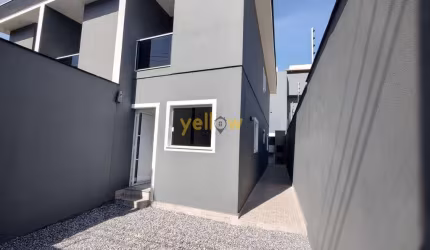 Casa à Venda em Vila Augusta - 2 Suítes, 90m² por R$370 mil