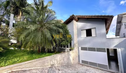 Casa em Condomínio Fechado à Venda no Arujá V, 3 Dorms, 226m²