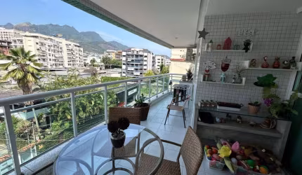Apartamento com 3 quartos sendo 1 suite no melhor ponto da Freguesia