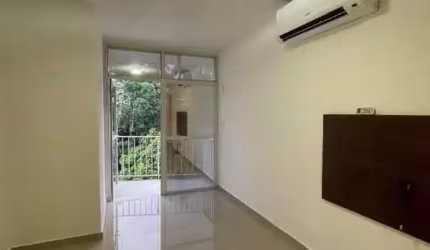 Apartamento com 2 quartos sendo 1 suite no melhor ponto da Freguesia