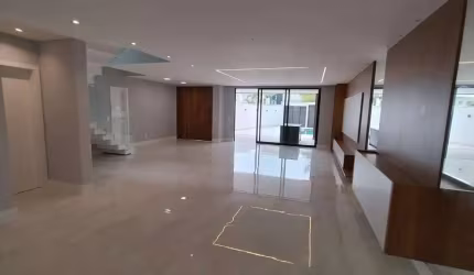Casa contemporânea no condominio Riviera de Sol, no Recreio dos Bandeirantes
