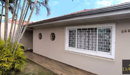Linda Residência no Bairro Guabirotuba