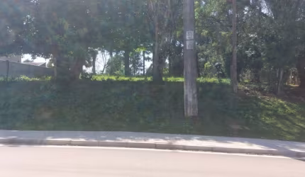 Ótimo terreno de 1.484 mt² em Colombo
