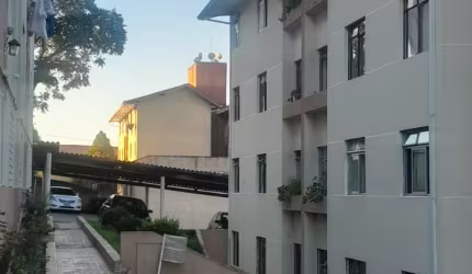 Apartamento com 3 quartos no Alto do Boqueirão