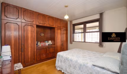 Casa de esquina com 3 quartos no Uberaba