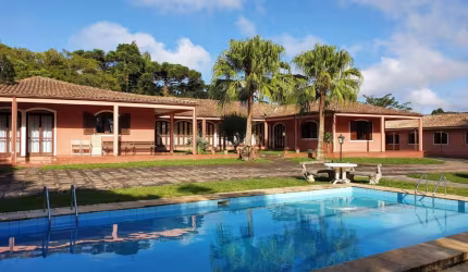 Linda Chácara à venda em Campina Grande do Sul