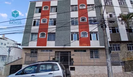 Apartamento com 76m² de 2/4 no bairro Santa Terezinha - Juiz de Fora/ MG