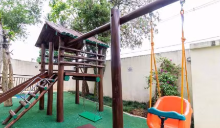 Casa para Venda em São Paulo, Pedreira, 3 dormitórios, 1 suíte, 2 banheiros, 2 vagas