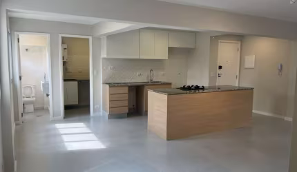 Apartamento para Venda em São Paulo, Moema, 2 dormitórios, 2 banheiros, 1 vaga