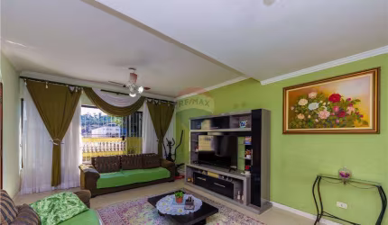 Sobrado à Venda na Brasilândia, Zona Norte de São Paulo com 3 quartos, 2 vagas, 155m² R$ 459.000,00