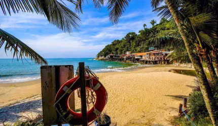 Cobertura com 4 dormitórios à venda, 330 m² por R$ 3.300.000,00 - Morro Sorocotuba - Guarujá/SP