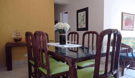 Apartamento à venda na Praia da Enseada - Guarujá / SP