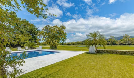 Casa com 6 dormitórios à venda, 634 m² por R$ 7.500.000,00 - Praia de Pernambuco - Guarujá/SP