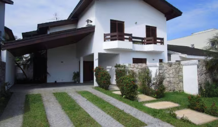 Casa com 4 dormitórios à venda, 380 m² por R$ 2.200.000,00 - Acapulco - Guarujá/SP