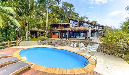 Casa com 6 dormitórios à venda, 400 m² por R$ 15.000.000,00 - Tijucopava - Guarujá/SP