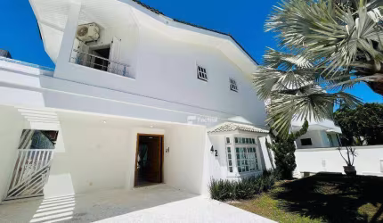 Casa com 4 dormitórios à venda, 345 m² por R$ 2.350.000,00 - Acapulco - Guarujá/SP