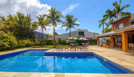 Casa à venda no Acapulco - Guarujá/SP