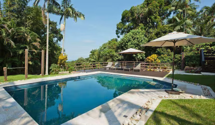 Casa com 5 dormitórios à venda, 700 m² por R$ 13.700.000,00 - Tijucopava - Guarujá/SP