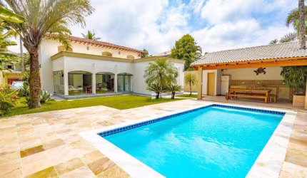 Casa com 5 dormitórios à venda, 317 m² por R$ 2.950.000,00 - Praia de Pernambuco - Guarujá/SP