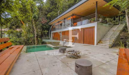 Casa com 4 dormitórios à venda, 500 m² - São Pedro  - Guarujá/SP