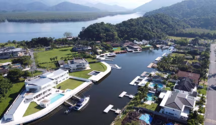 Casa à venda na Marina Guarujá - Guarujá/SP